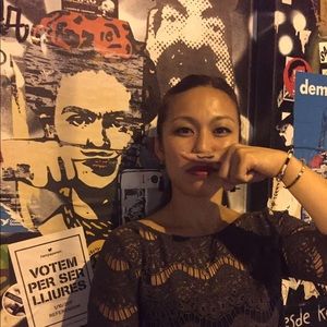 Meet your Posher, Rene